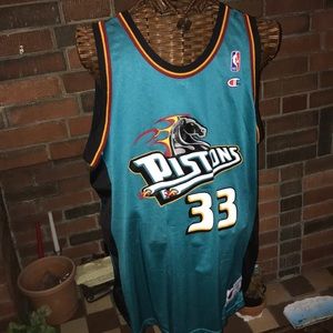 Pistons jersey